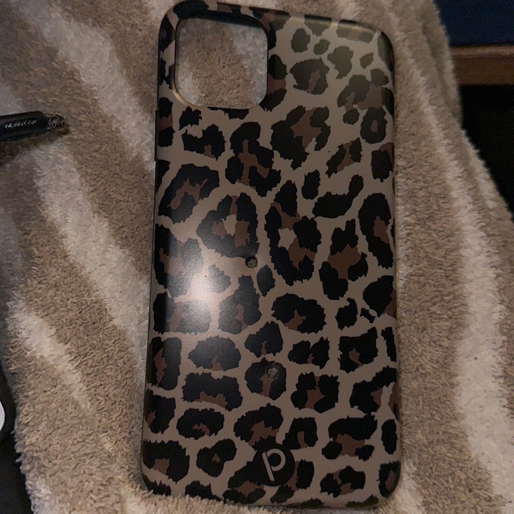 iPhone 11 Pro Max loopy case